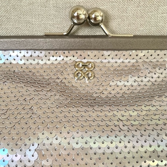 Coach Audrey Sequin Wristlet Clutch Kiss Lock Champagne Evening Bag Limited Ed.